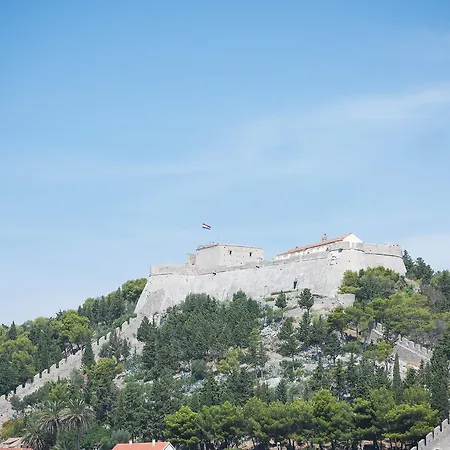 Central, Spacious, Great View 公寓 *