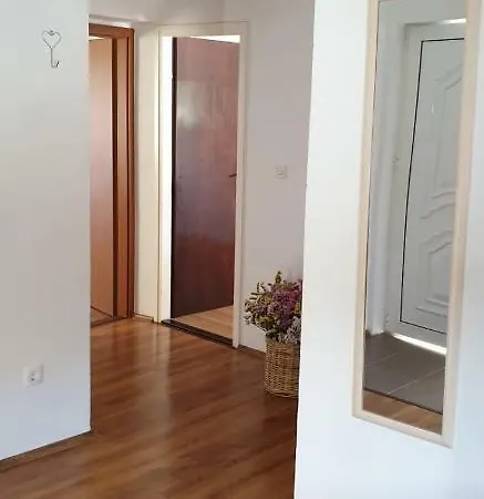 Central, Spacious, Great View