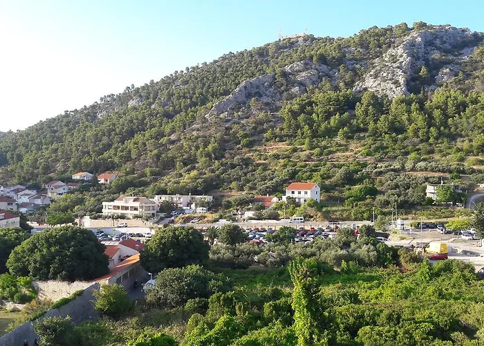 Central, Spacious, Great View 公寓 *