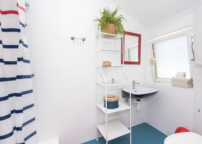 Central, Spacious, Great View 公寓 *