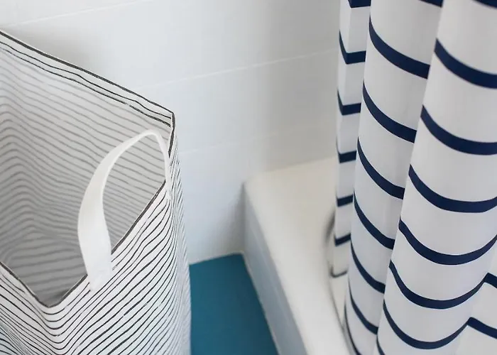 Central, Spacious, Great View 公寓 *