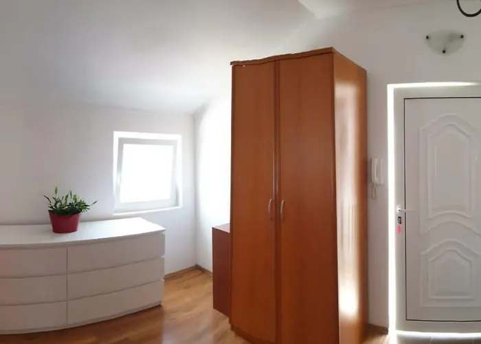 公寓 Central, Spacious, Great View 赫瓦尔