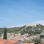 Central, Spacious, Great View * Χβαρ