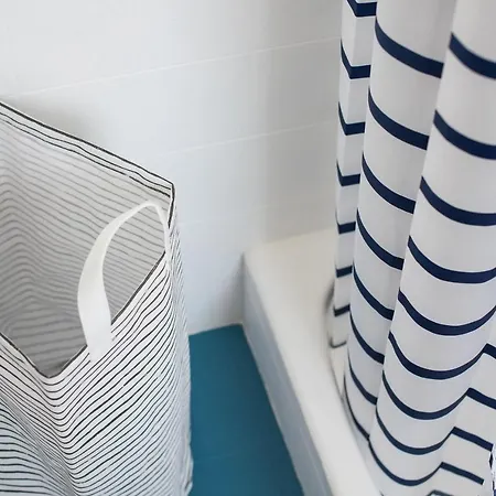 Central, Spacious, Great View Apartment *